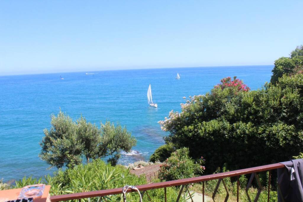 Conca Verde Appartamento Sul Mare Marina dʼMarina dʼAndora エクステリア 写真